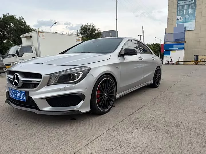 Mercedes-Benz CLA AMG