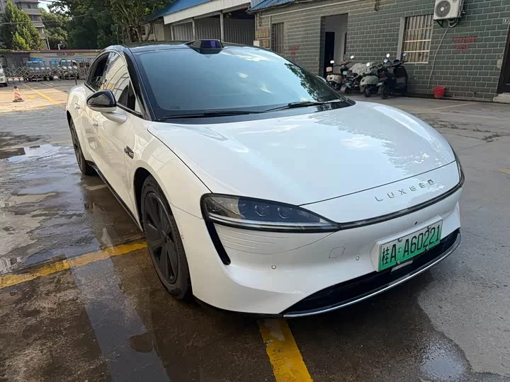 Luxeed S7