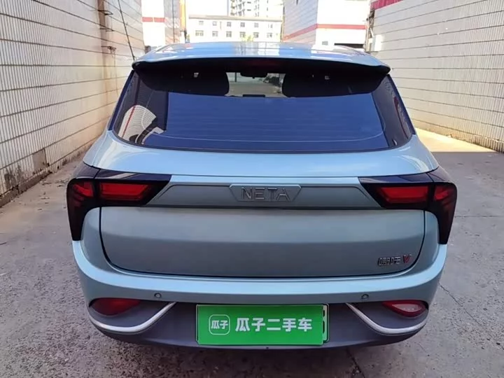 NETA Nezha V