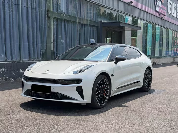 ZEEKR 001