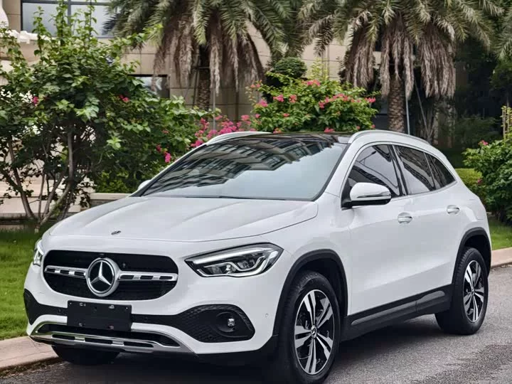 Mercedes-Benz GLA