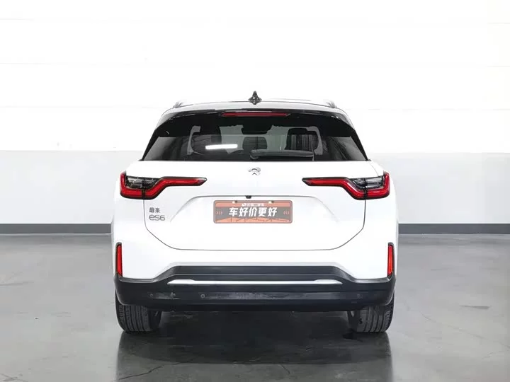 NIO ES6