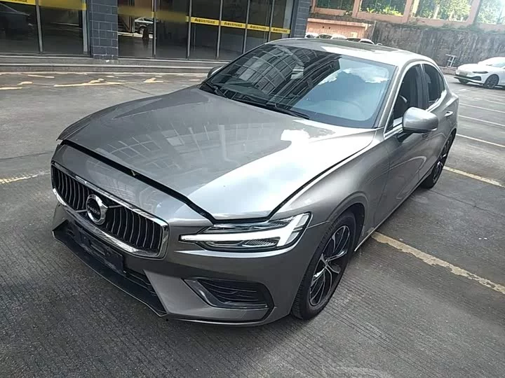Volvo S60