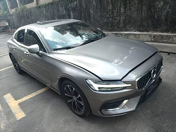 Volvo S60