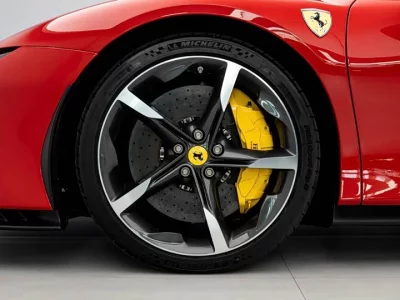 ferrari SF90