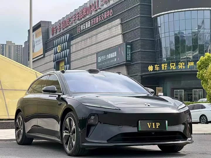 NIO ET5T