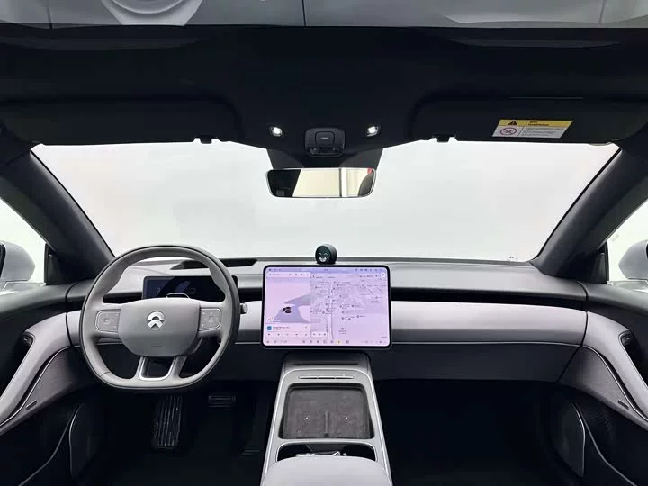 NIO ET5T