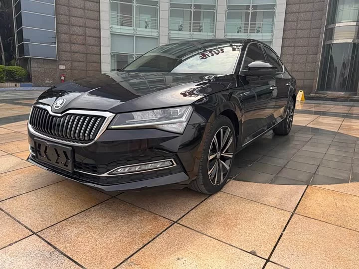 Skoda SuperB