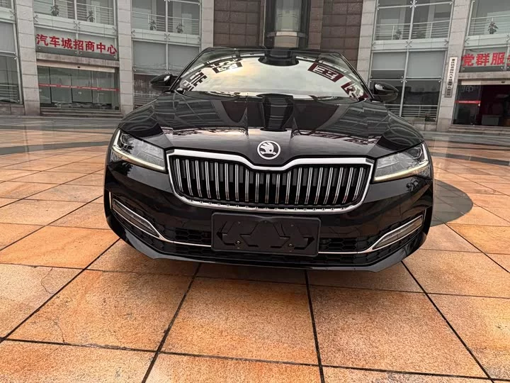 Skoda SuperB