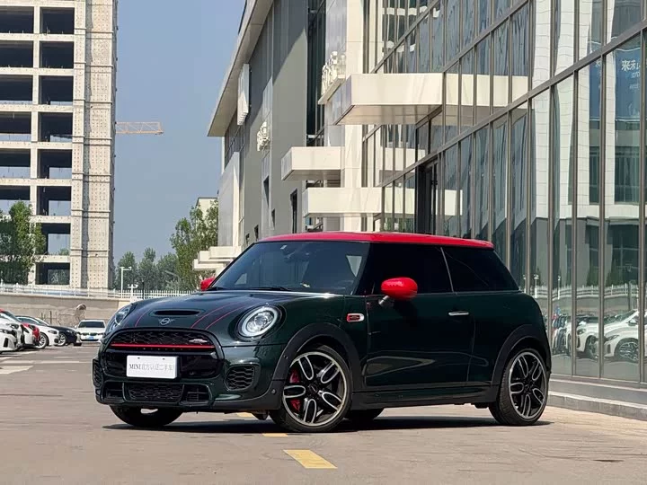 MINI JCW