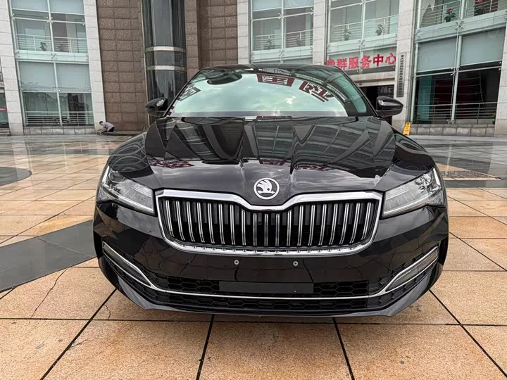 Skoda SuperB