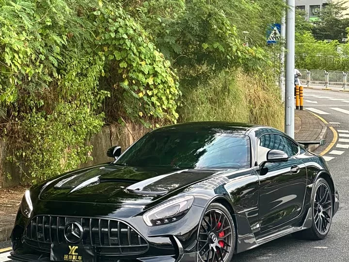Mercedes-Benz AMG GT