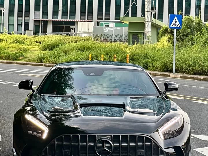 Mercedes-Benz AMG GT