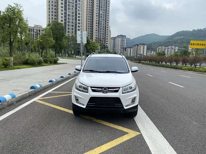 BAIC S3