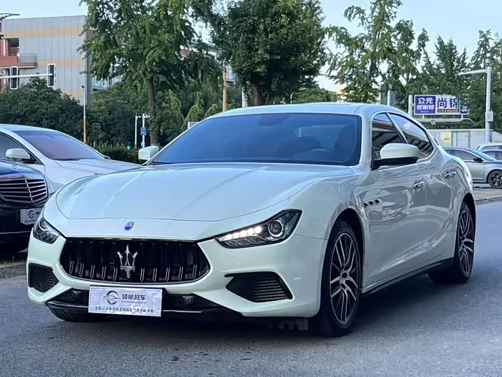 Maserati Ghibli