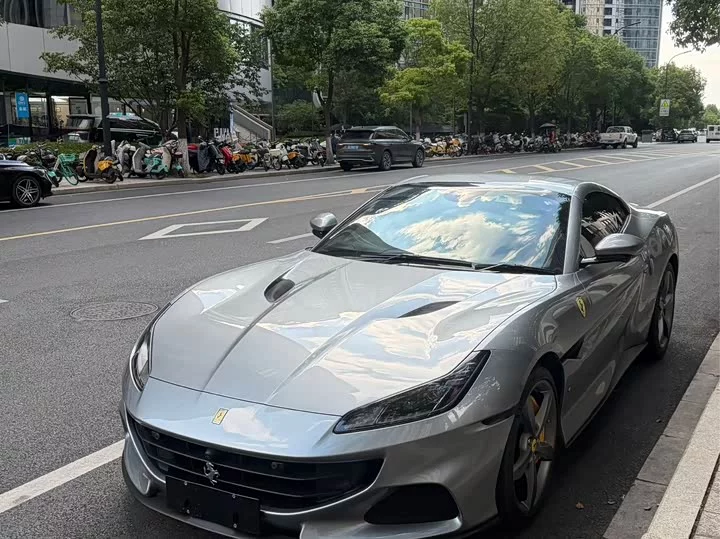 ferrari Portofino