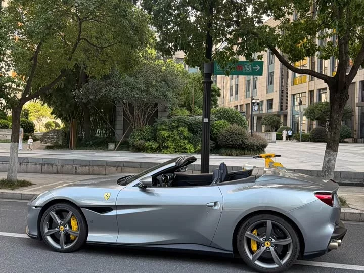 ferrari Portofino