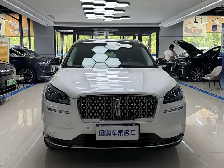 Lincoln adventurer