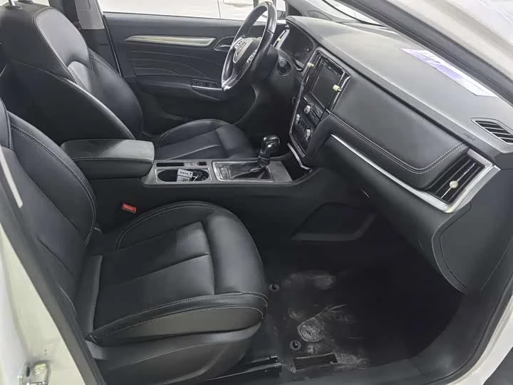 Roewe i6 Classic