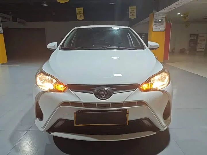 Toyota YARiS L Enjoy