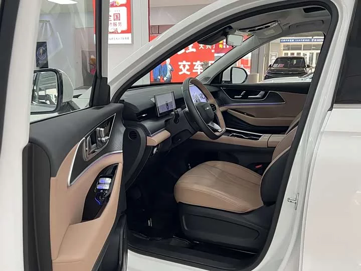 Chery Tiggo 8L