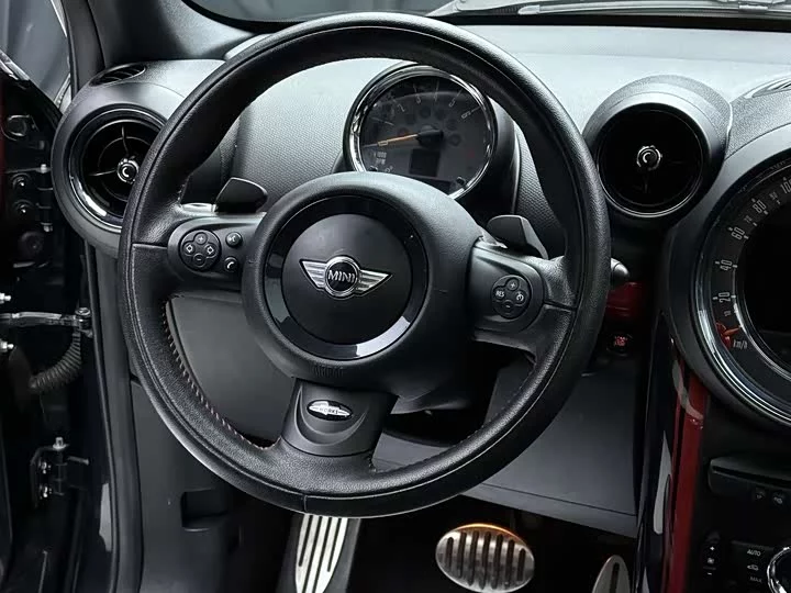 MINI JCW COUNTRYMAN