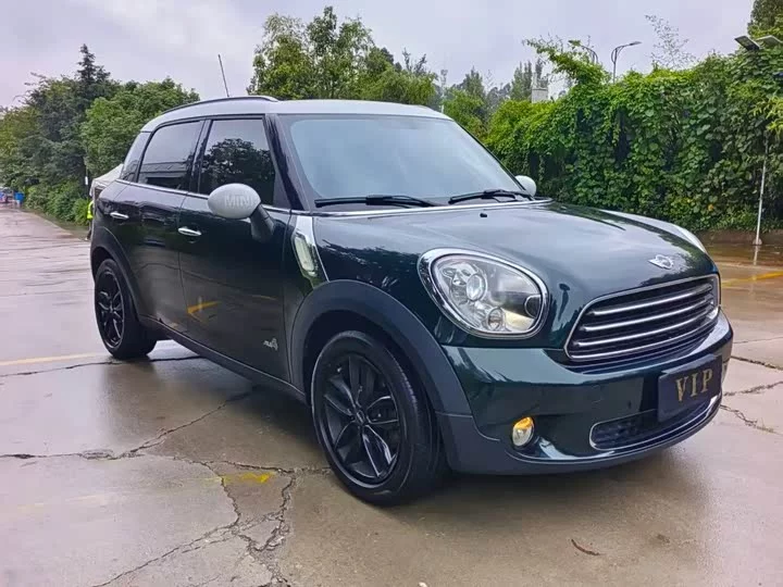 MINI COUNTRYMAN