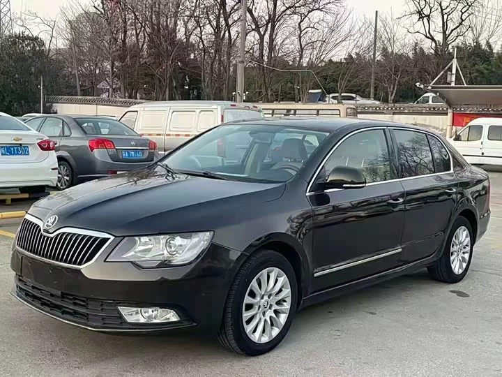Skoda SuperB