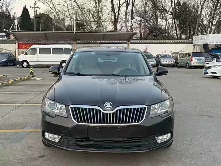 Skoda SuperB