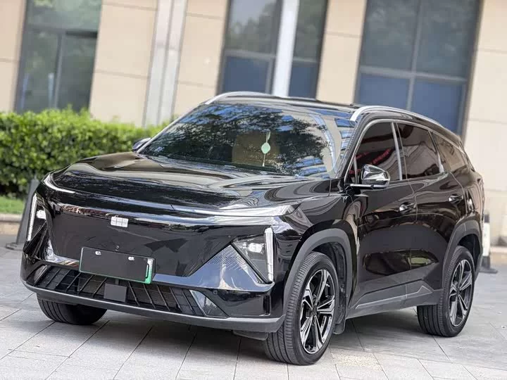 Geely Galaxy L7