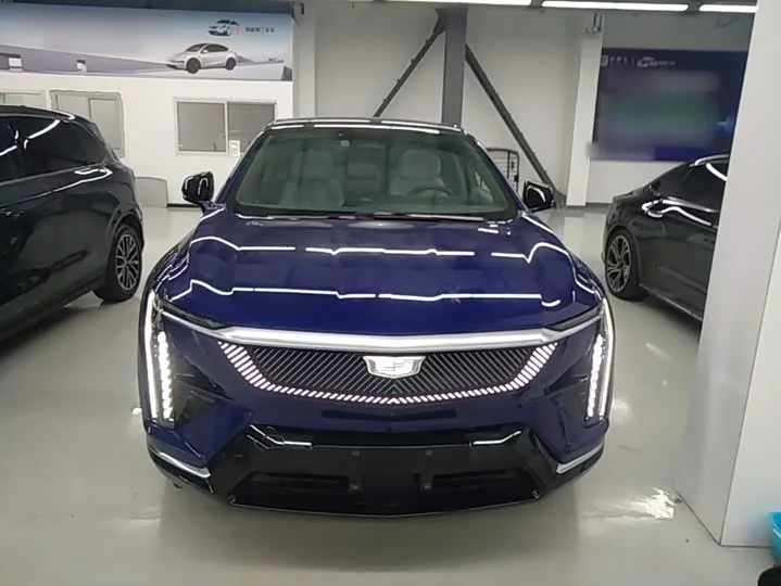 Cadillac IQ Aoge