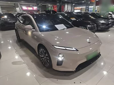 NIO ET5T