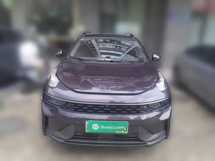 Lynk & Co 01 EM-P