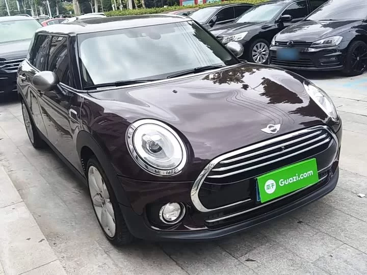 MINI CLUBMAN