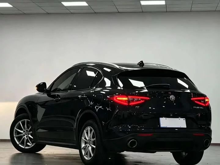 alfa romeo Stelvio