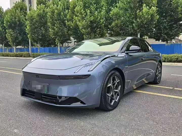 Lynk & Co Z10