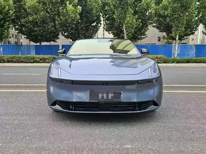 Lynk & Co Z10