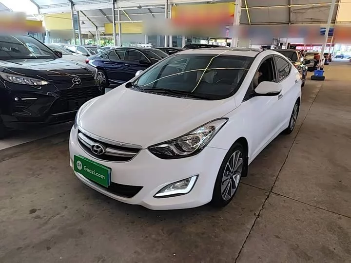 Hyundai Elantra