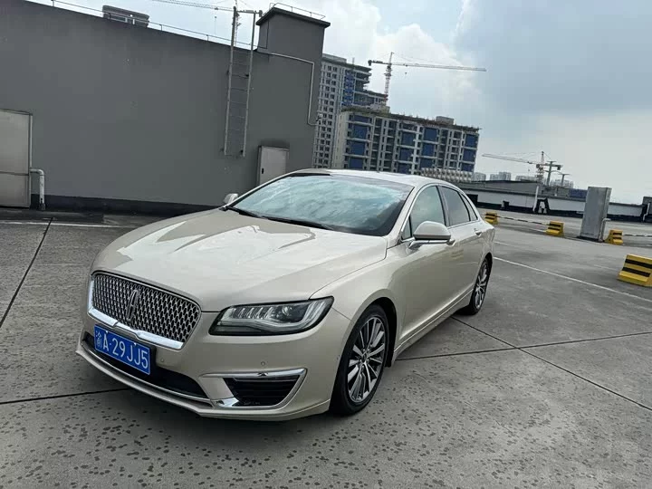 Lincoln MKZ