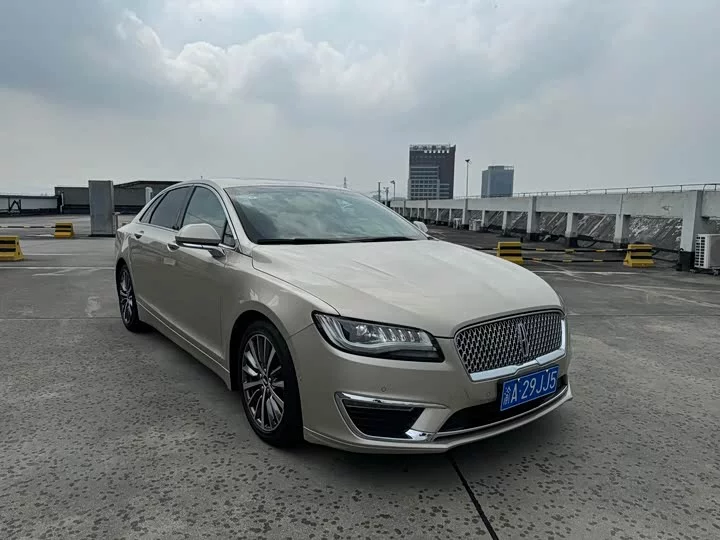 Lincoln MKZ