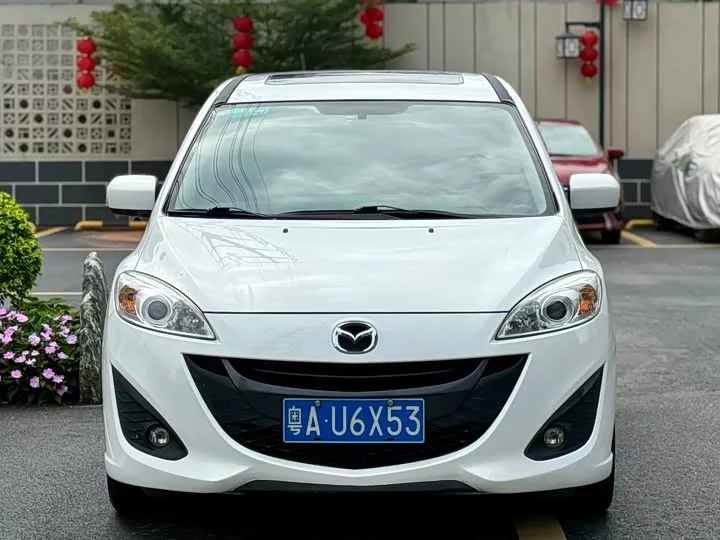 Mazda 5