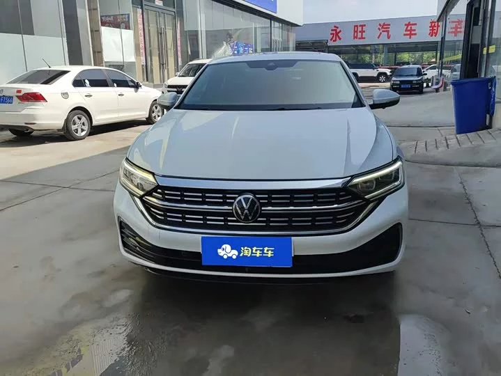 Volkswagen Sagitar