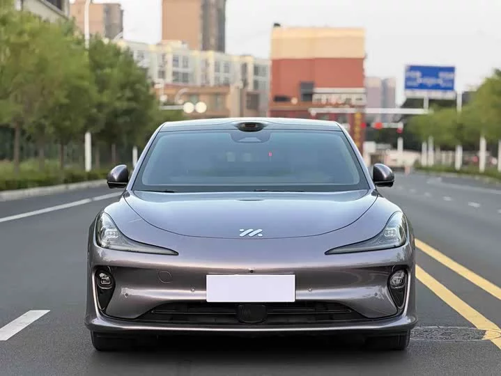 Zhiji L6