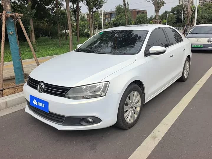 Volkswagen Sagitar