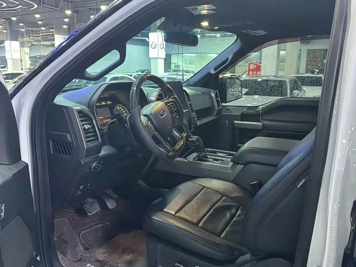 Ford F-150 Raptor