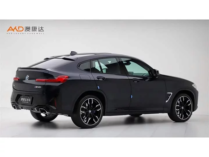 BMW X4 M40i