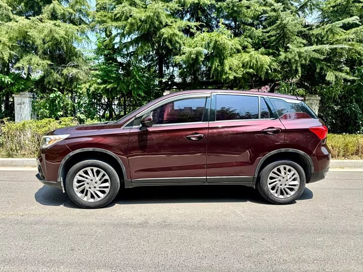 GAC Trumpchi GS4