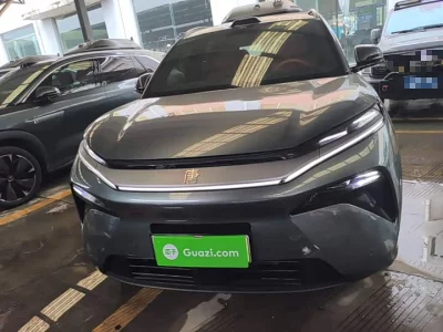 BYD Tang L