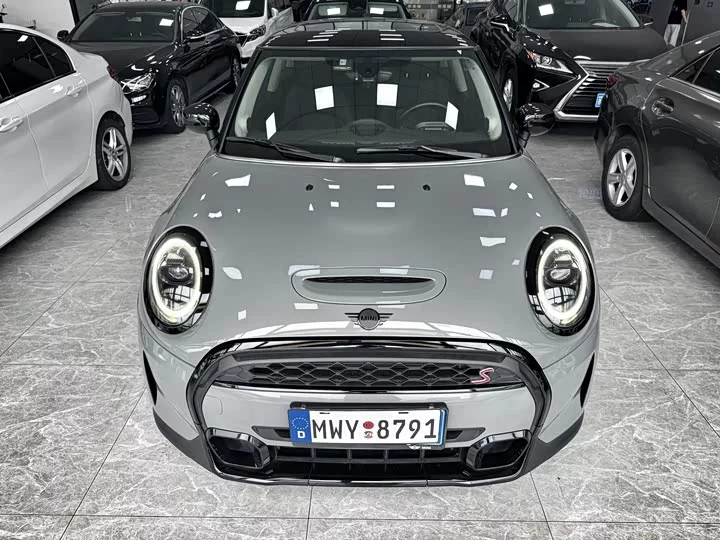 MINI 