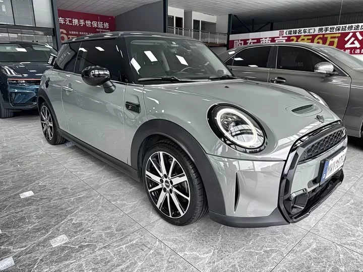 MINI 